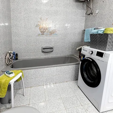 Seaside Flat With Scenic Country Views