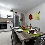 Seaside Flat With Scenic Country Views Daire Mellieħa