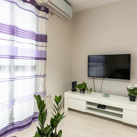 Seaside Flat With Scenic Country Views Apartment Mellieha