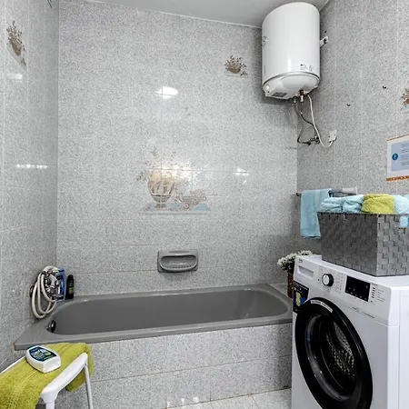 Seaside Flat With Scenic Country Views Apartamento *