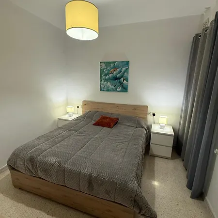 Seaside Flat With Scenic Country Views Mellieħa